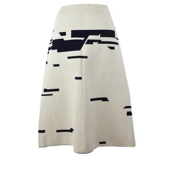Jil Sander Dresses & Skirts - Jill Sander skirt ✅Sold✅